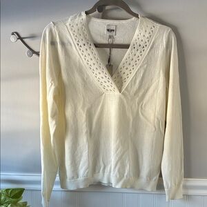 NIC+ZOE Cream V-Neck Sweater